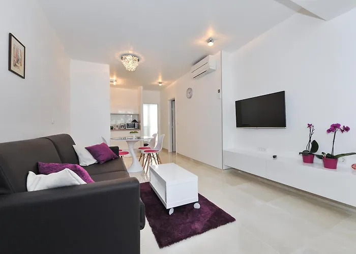 Luka Residence Apartments